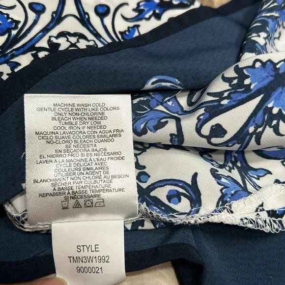 NWOT Adrienne Vittadini woman Small tunic top , stripes , flowers , 3/4 sleeve - Picture 13 of 14